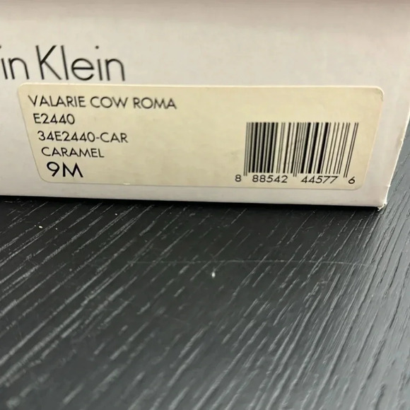 Calvin Klein Valarie Cow Roma Heels in Caramel - Size 9M - Picture 7 of 7